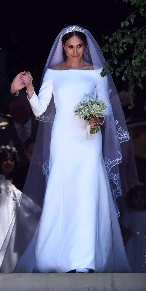 meghan jurk givenchy|All the Details of Meghan Markle's Givenchy Wedding Dress.